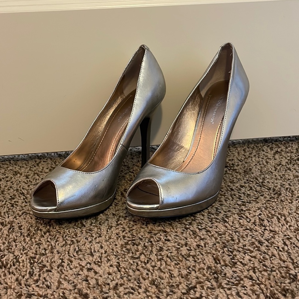 BCBG Silver, peep toe heels